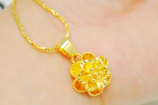 沙金和黃金的區(qū)別肉眼能看出來(lái)嗎