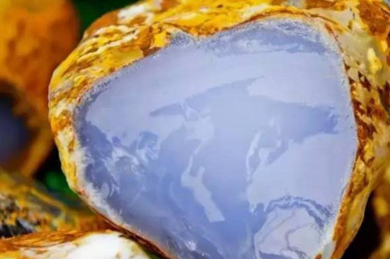 女生佩戴玉髓的禁忌，佩戴玉髓的注意事項(xiàng)