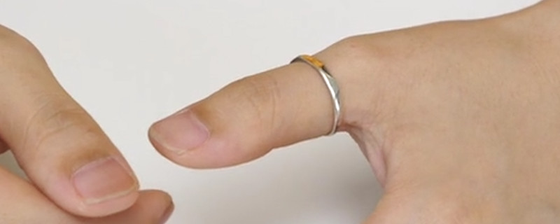 十指戴戒指的含義