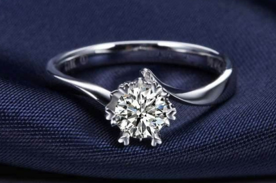 鈀金和鉑金是一樣的嗎