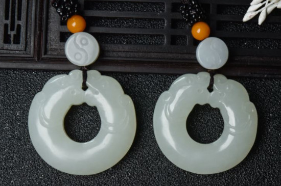 買玉平安扣怎么選