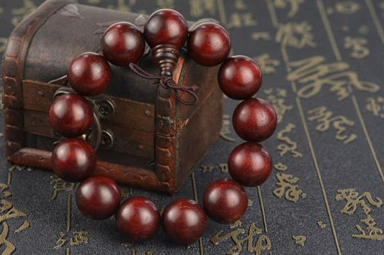 小葉紫檀手串有香味嗎