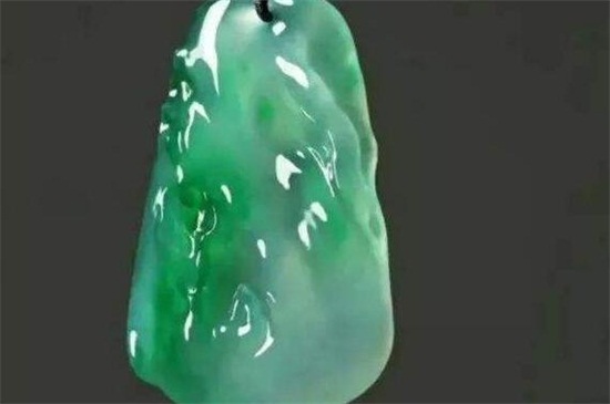 玉髓能用火燒嗎，更快的教你區(qū)分真假玉髓