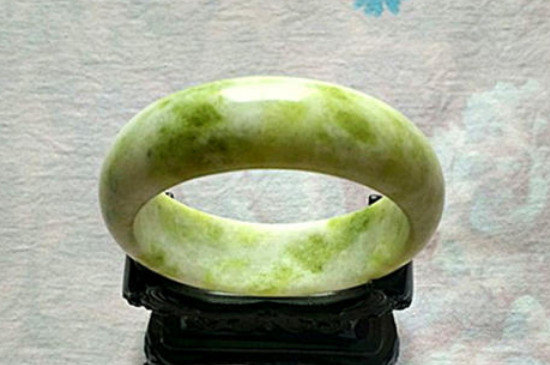 藍田玉的特征是什么?