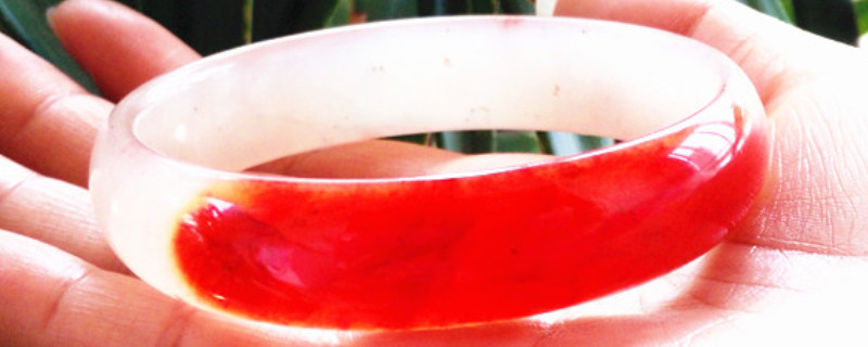 龍鱗鳳血瑪瑙是什么瑪瑙