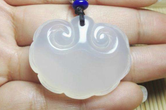 天然玉髓是什么是玉的一種嗎