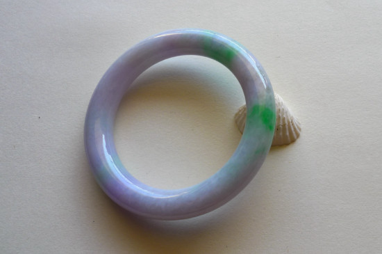 怎么判斷翡翠是內(nèi)裂還是紋