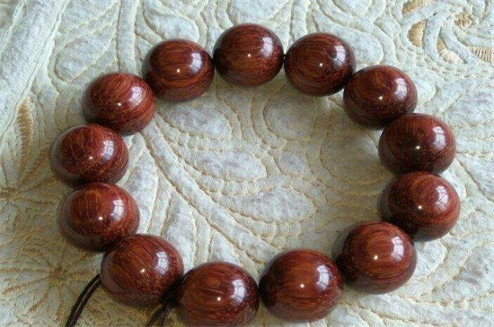 紅檀的木紋是什么樣的