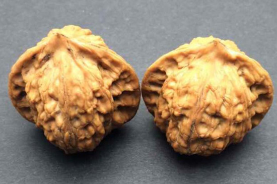 文玩核桃沒陰干能刷嗎