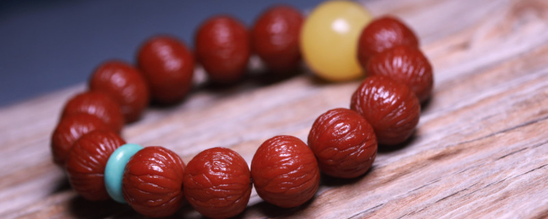 猴頭手串縫隙里黑怎么處理