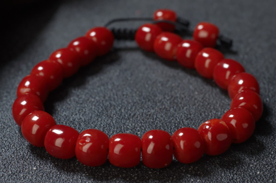 紅珊瑚手串怎么鑒別真假
