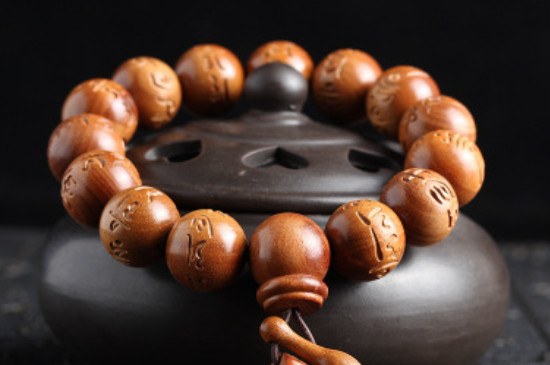 桃木手串怎樣盤