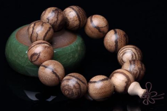 越南沉香手串怎么鑒別