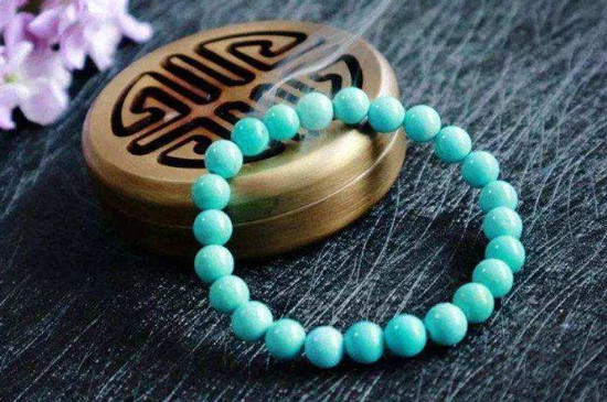 綠松石養(yǎng)護(hù)注意事項(xiàng)