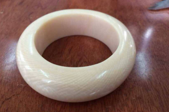 象牙鐲子如何保養(yǎng)