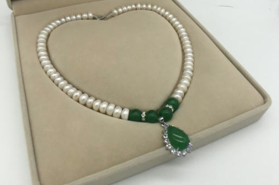 珍珠項鏈可以和黃金項鏈搭配嗎