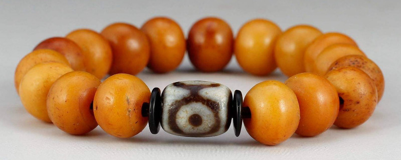 天珠可以戴手上嗎