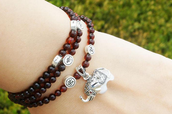 血珀怎么辨別真假火燒