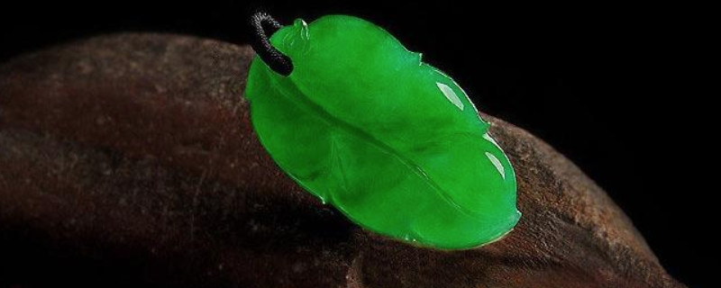 和田碧玉和翡翠的區(qū)別在哪里