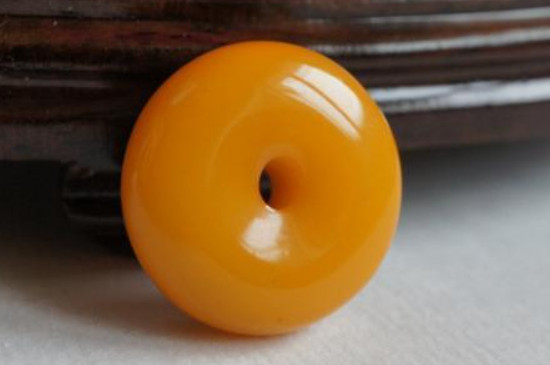 蜜蠟沾水發(fā)粘怎么回事