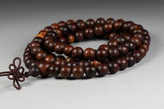 紅木和黃花梨怎樣區(qū)分