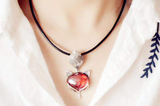 石榴石狐貍項(xiàng)鏈有什么寓意