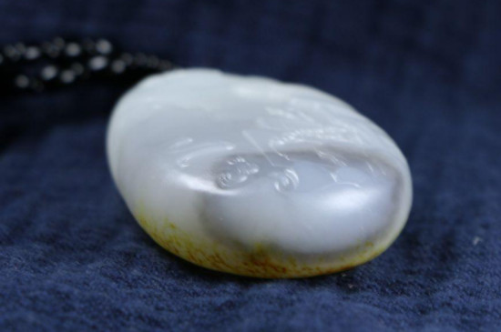 青海青花玉的特點