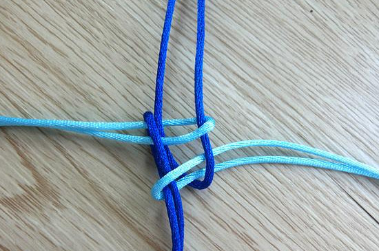 珍珠項鏈怎么打結
