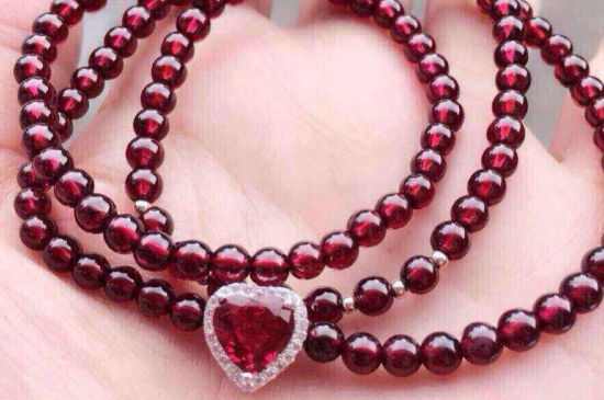 石榴石的佩戴方法