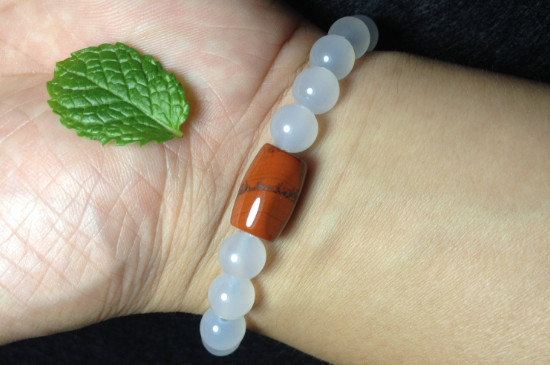 怎么區(qū)分荔枝凍和白瑪瑙