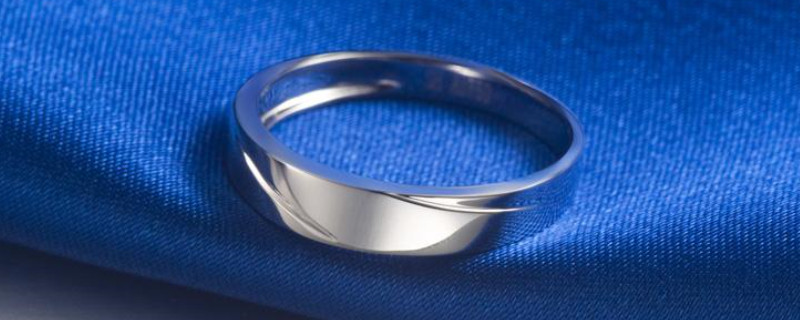 鉑金戒指發(fā)黃怎么回事