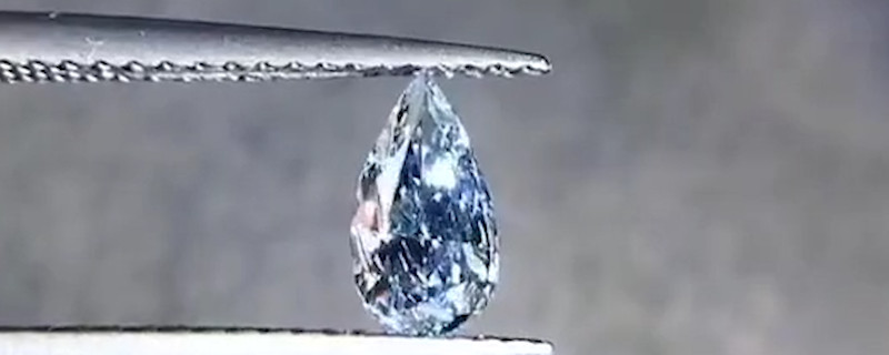 藍(lán)水晶適合什么人帶