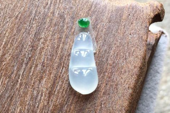 非洲翡翠和緬甸翡翠的區(qū)別