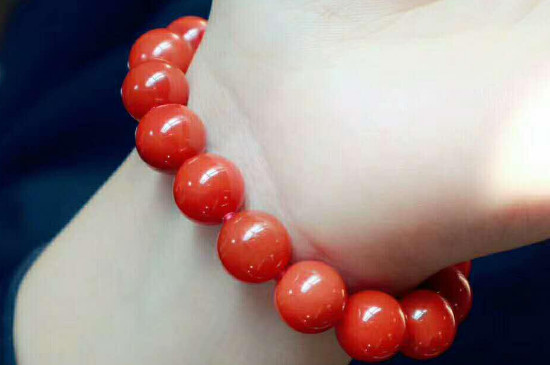佩戴瑪瑙對(duì)身體有什么好處
