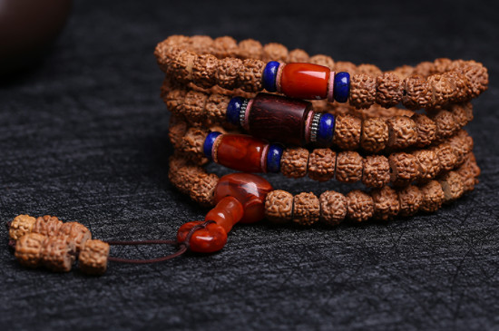 金剛手串怎么盤紅的快