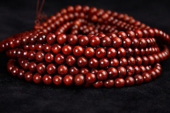 紅花梨的辨別方法