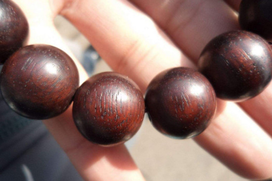 紫檀手串價格，好的紫檀手串市場價格