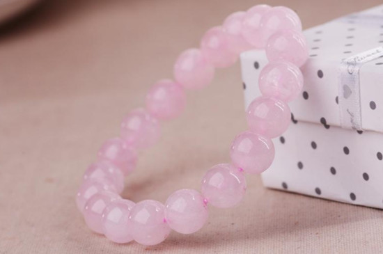 馬粉水晶的功效與禁忌