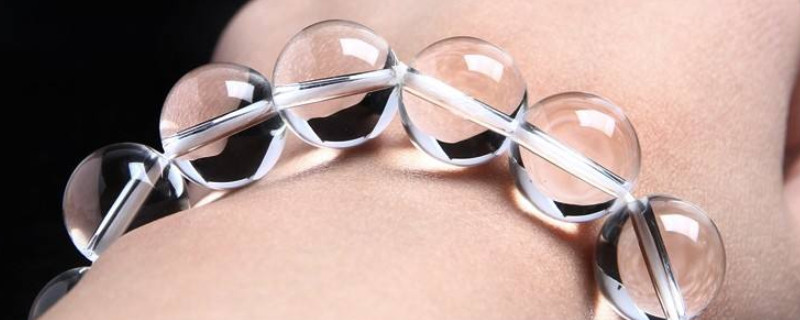 女人戴白水晶的好處