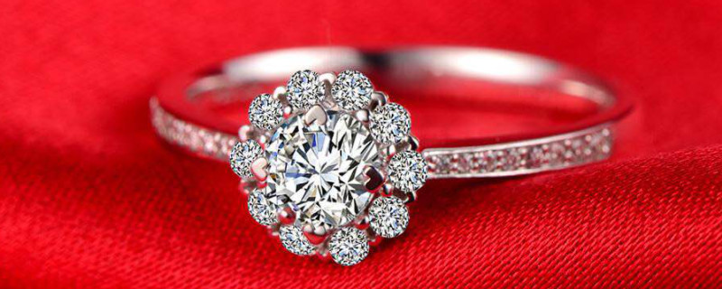 鉆戒圈變黃怎樣恢復(fù)