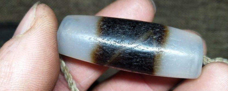 玉髓天珠和瑪瑙天珠的區(qū)別