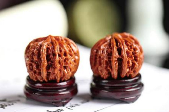 刷核桃的正確方法