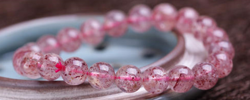 草莓晶和鴿血紅草莓晶哪個(gè)好