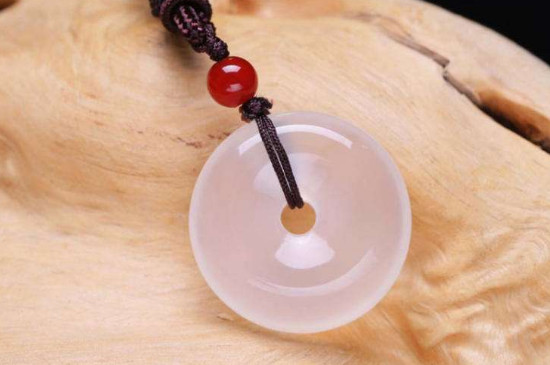 阿富汗玉和玉髓哪個(gè)好