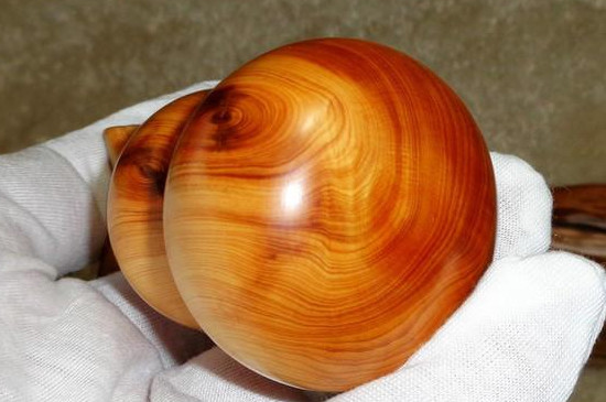 崖柏葫蘆怎么盤玩