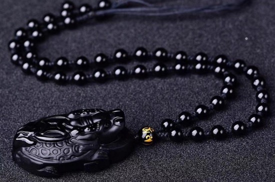 龍龜和什么一起佩戴，龍龜可搭配黑曜石