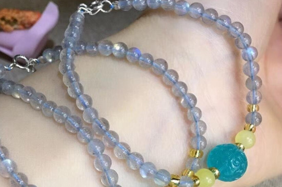 月光石為什么越戴越暗