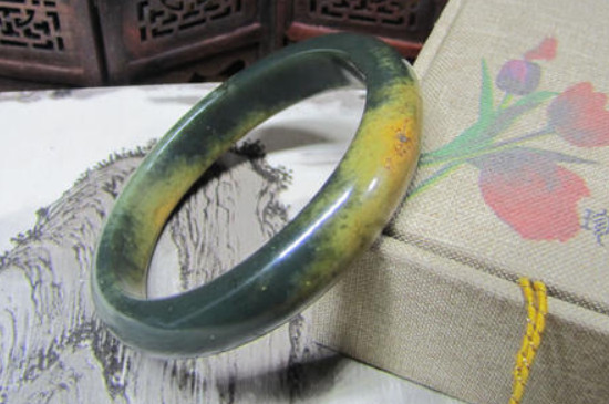 圓棗綠是什么玉石