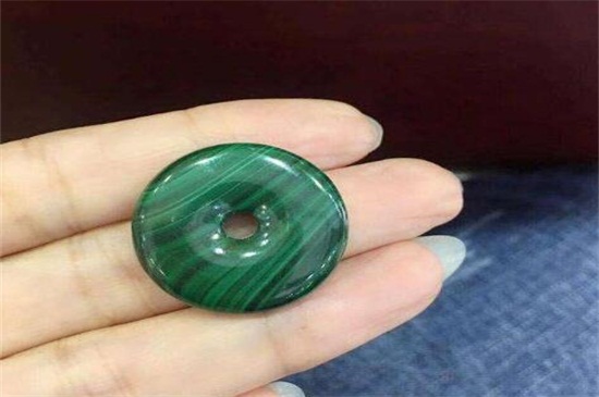 孔雀石是天然的嗎