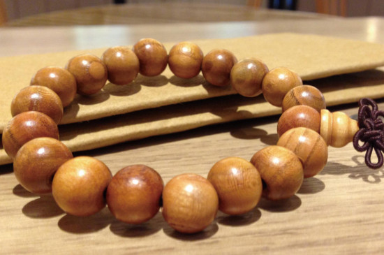 桃木手串禁忌，戴桃木手串的注意事項